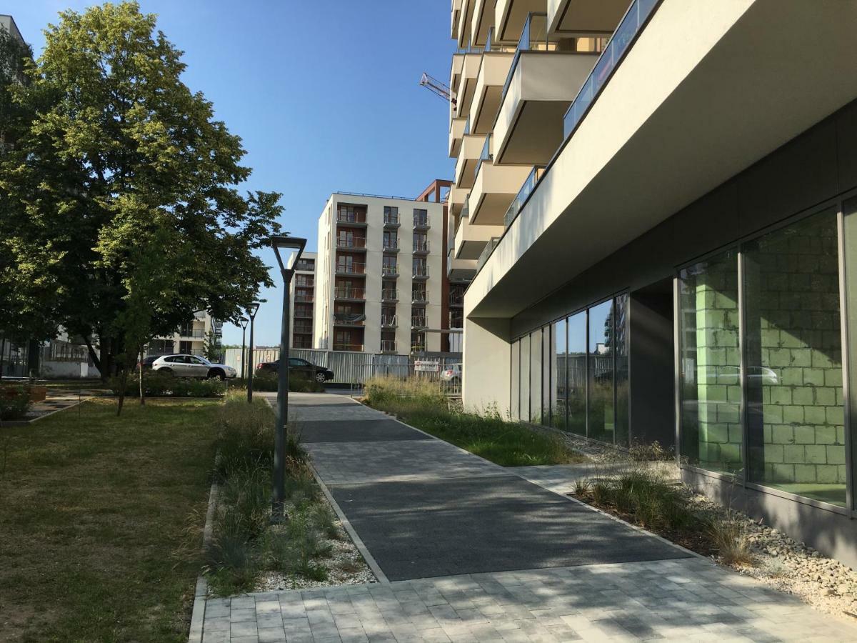 Shoq Studio Nice Apartment With Private Parking Krakow Ngoại thất bức ảnh